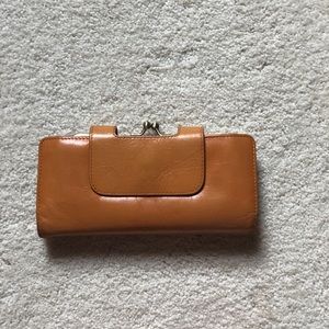 Hobo wallet / wristlet